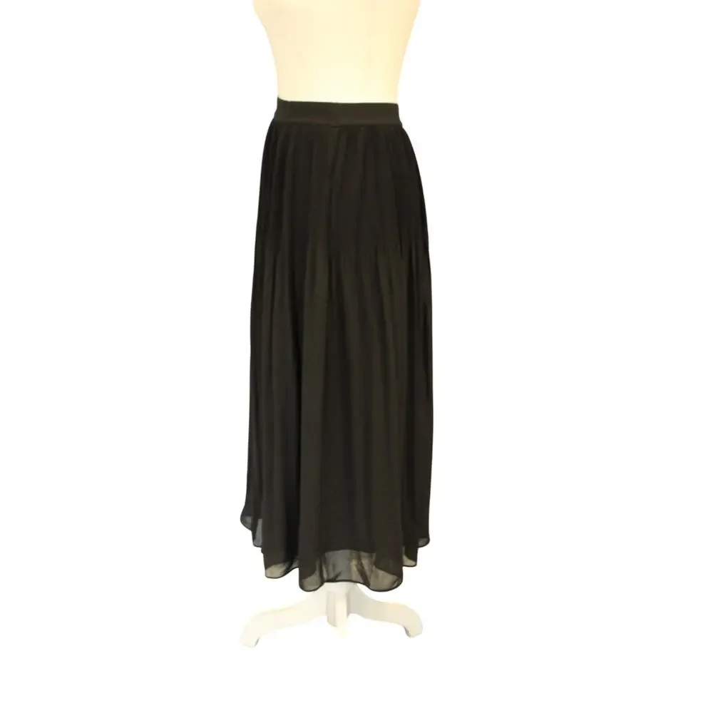 H&M Women's Black Pleated Lined Midi Skirt Elastic Waist Lined Size Small NWT